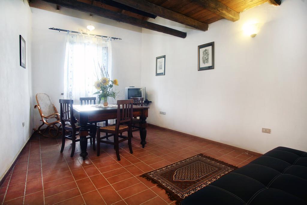 Casa Vacanze Antico Poggio Poggio San Giovanni Стая снимка